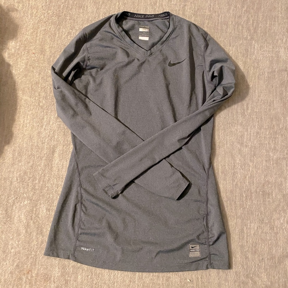 Nike pro long sleeve top size small